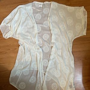 Knox Rose Boho Cream Lace Kimono